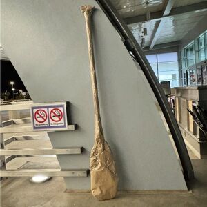 Elegant Brown Wrapped Paddle Art